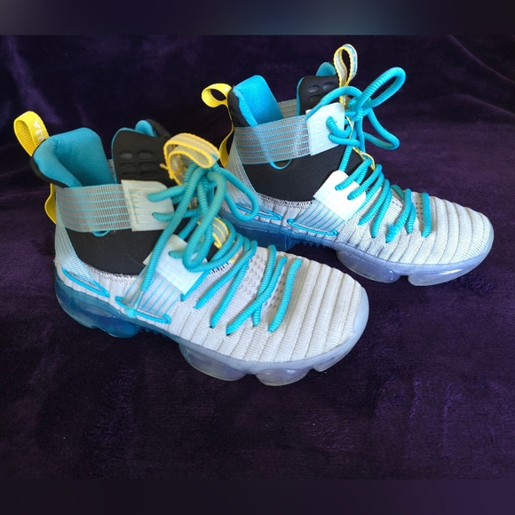 Kids' Blue and Yellow Basketball Sneakers - Picture 2 of 15